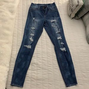 No boundaries skinny jeans